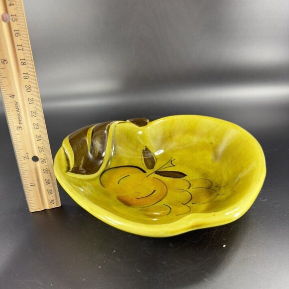 Vintage California Pottery Apple Shaped Fruit Dish Bowl Plate Green Marked USA - Picture 6 of 15